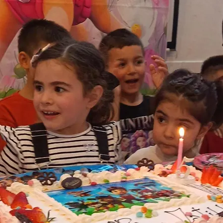 לינה וארוחת בוקר Charme House Giuan 3*
